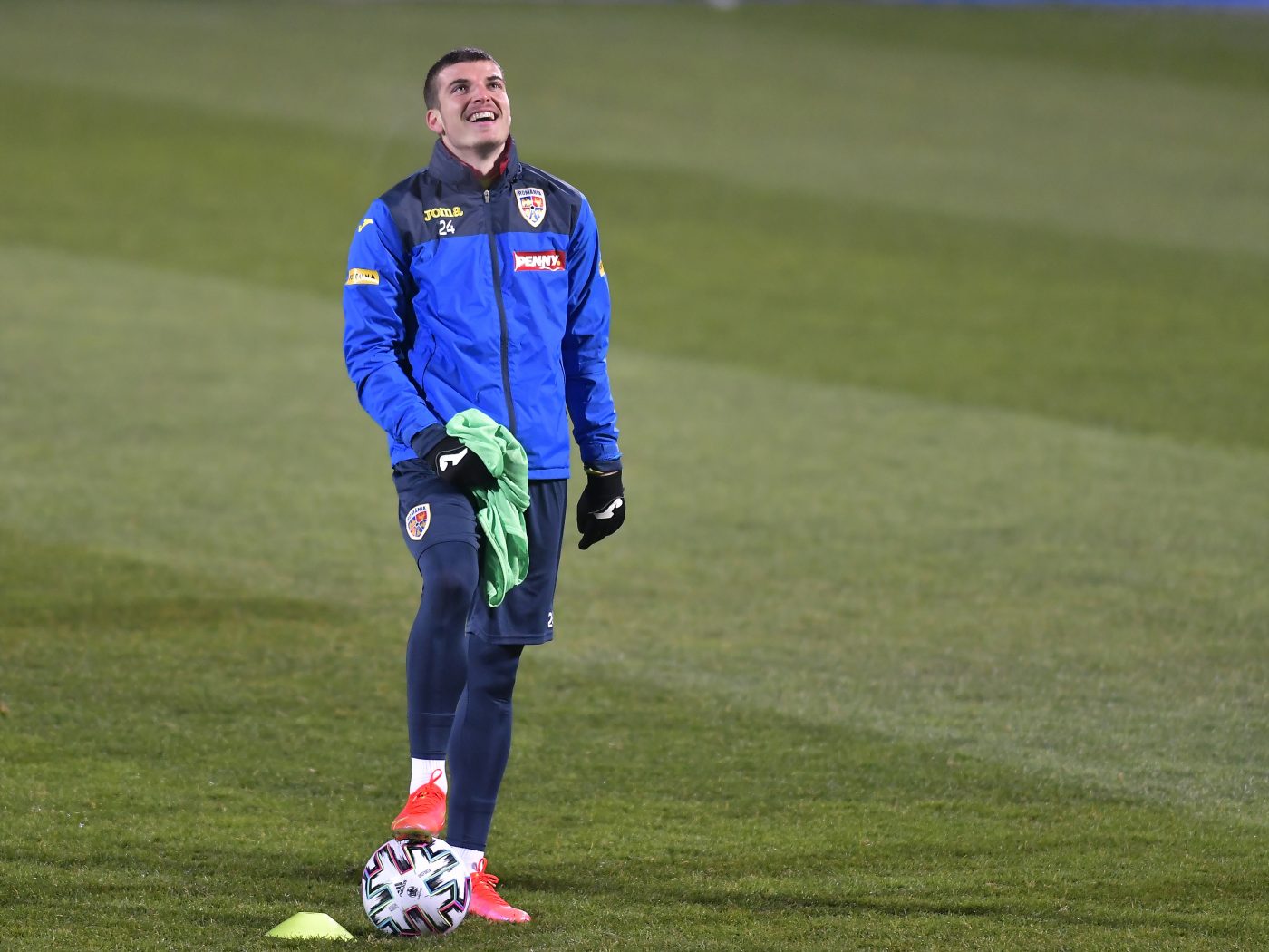 Valentin Mihăilă, dorit în Bundesliga după evoluțiile de la echipa națională! Cele două echipe de tradiție care se luptă pentru fotbalistul lui AC Parma