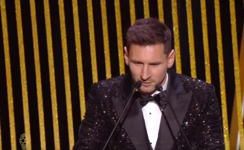 Lionel Messi, mesaj surprinzător pentru Robert Lewandowski după ce a câștigat „Balonul de Aur”: „France Football ar fi trebuit să îţi dea trofeul!”
