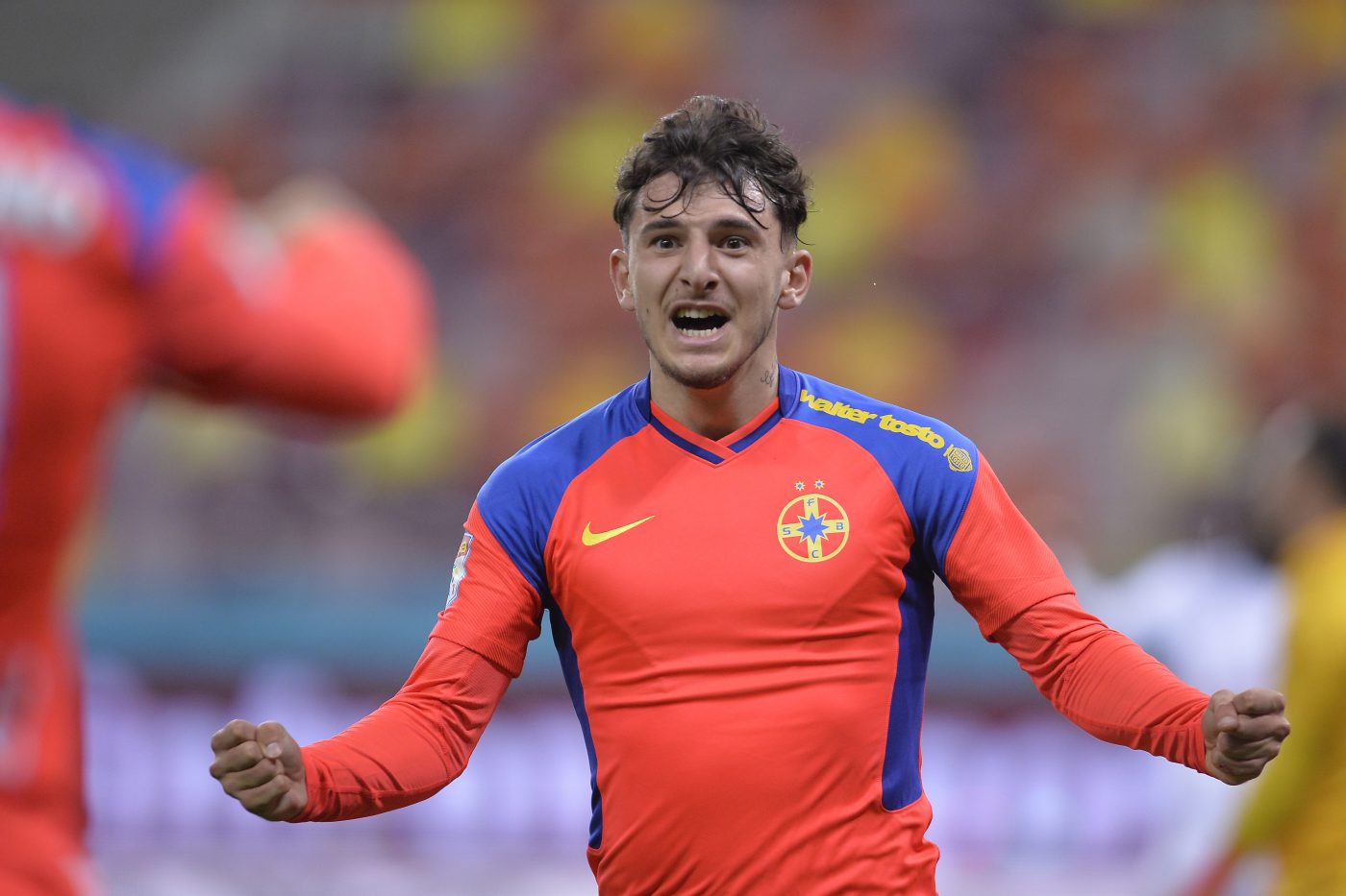 Ar fi un transfer istoric! Liverpool îl „deturnează” pe Ianis Stoica din drumul către Arsenal Londra? „Ar fi mai potrivit stilului lui Klopp”