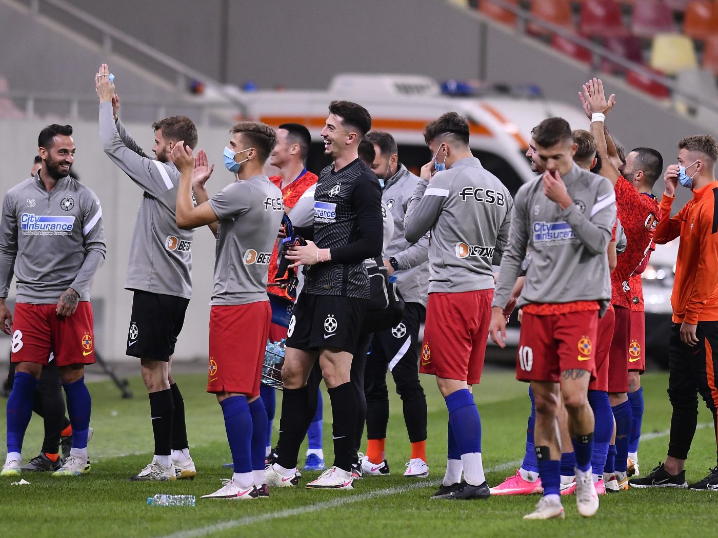 Ce lovitură! Fotbalistul care a plecat în vară de la FCSB, ofertat să participe la Survivor! Ce decizie a luat