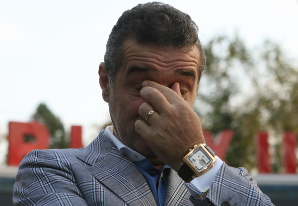 Gigi Becali a plâns când l-a dat afară! „N-am făcut așa ceva în viața mea!”. Unde a ajuns tehnicianul care l-a emoționat pe patronul celor de la FCSB