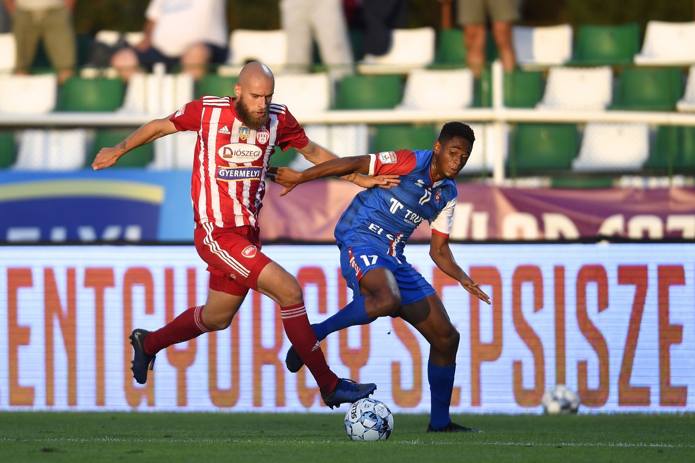 Lovitură grea pentru Universitatea Craiova și FC U Craiova! A picat transferul lui Jaja. Brazilianul și-a găsit altă echipă și se va umple de bani. Toate cifrele mutării | EXCLUSIV