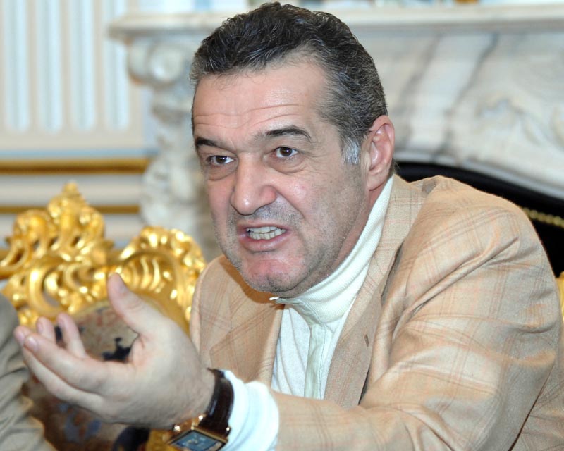 La o lună după ce am publicat planul secret al lui Gigi Becali vine confirmarea din familia miliardarului! Ce echipă din Liga 1 va cumpăra latifundiarul din Pipera dacă vinde FCSB: „Acolo se duce”