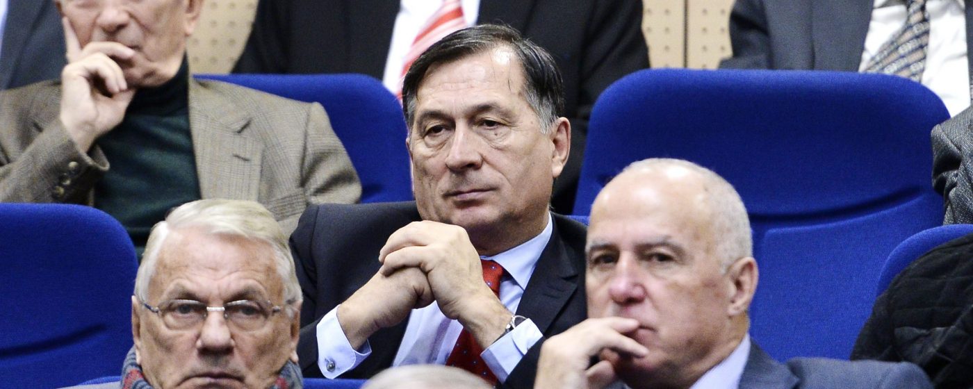 Ion Crăciunescu pune tunurile pe arbitrul Horia Mladinovici. „Bă, nebunule, astea nu-s greșeli, e prostie!”