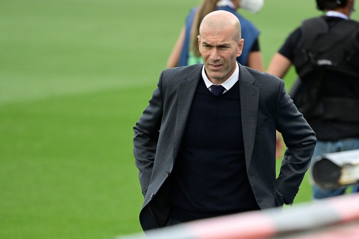 L’Equipe prezintă varianta bombă pentru Zinedine Zidane: naționala care a surprins la Campionatul Mondial din Qatar vrea să dea lovitura și să-l ia pe Zizou pentru turneul din 2026!