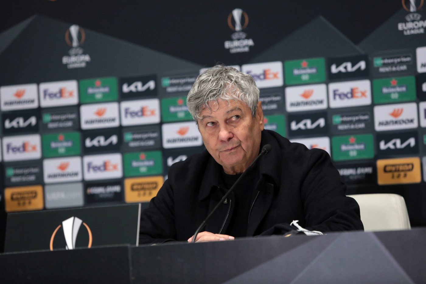 Rapid l-a convins pe Mircea Lucescu să revină pe banca tehnică a echipei! Când va da „Il Luce” primele indicații pe noul stadion din Giulești