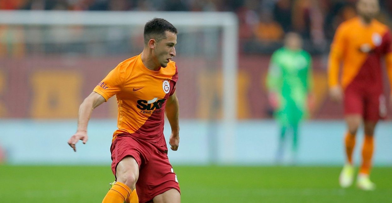 Olimpiu Moruțan, la înălțime în derby-ul cu Fenerbahce! Assist superb la golul lui Galatasaray | VIDEO