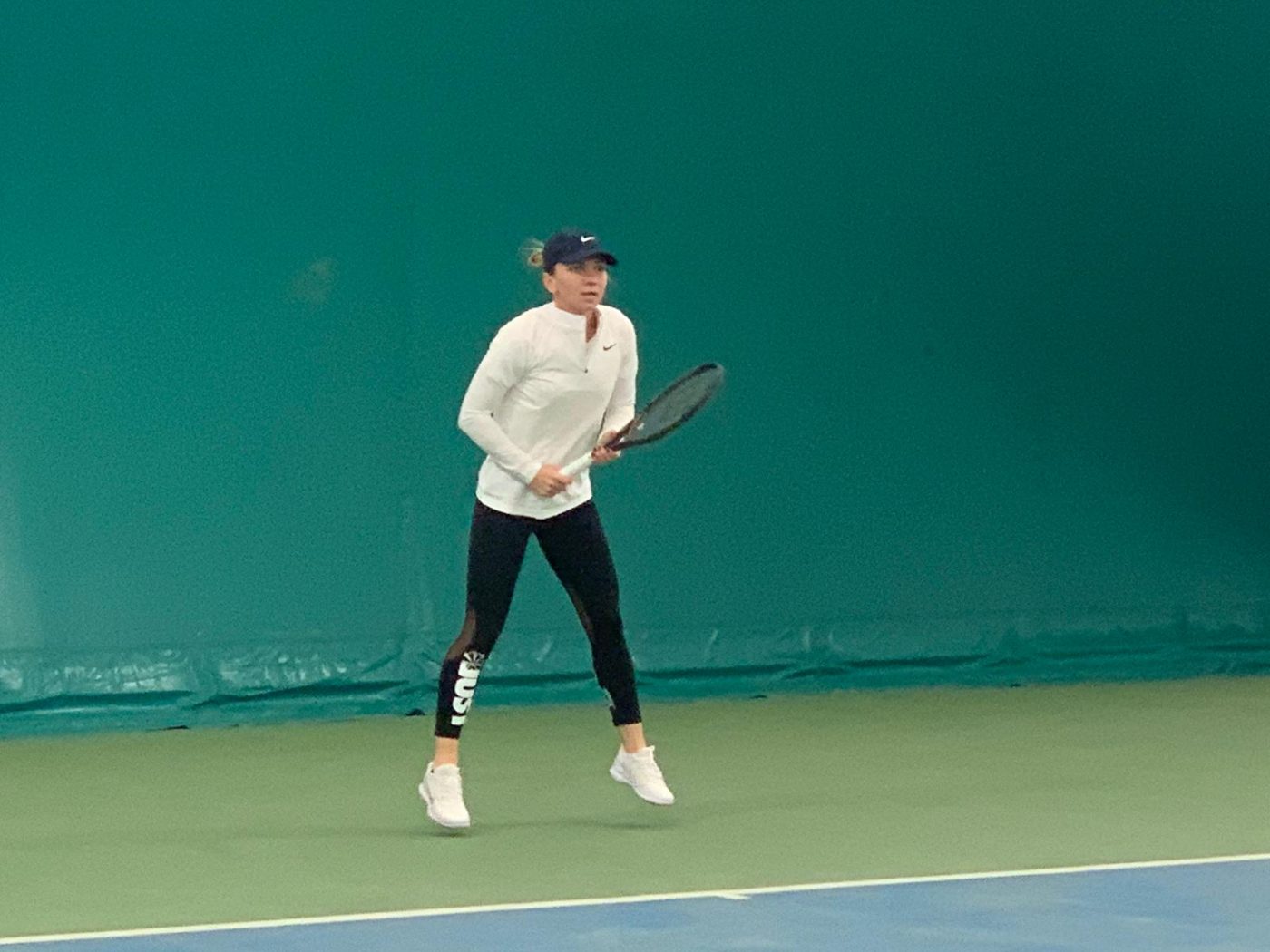 Simona Halep, an încheiat după apariția tulpinei Omicron a COVID-19: „Stau acasă. Mă antrenez în București”. Ce schimbări își dorește la Australian Open 2022: „Nu-mi place deloc”