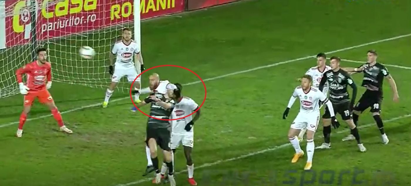 Sebastian Colțescu, greșeală gravă de arbitraj! Era plasat perfect, dar nu a observat cotul în figură: „Am fost făcut K.O!”