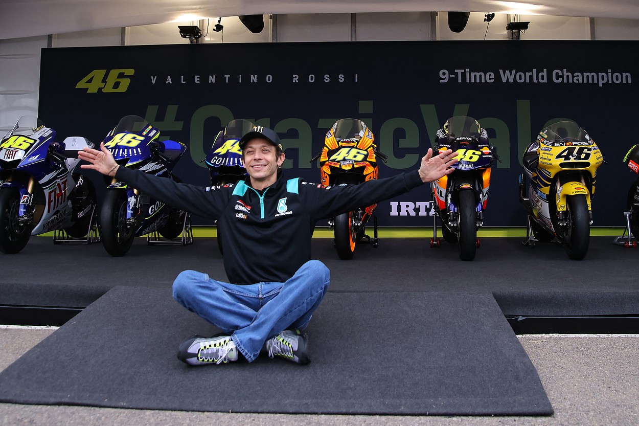 Valentino Rossi, „ultimul bal!” Peste 100 de victorii și de nouă ori campion mondial în Moto GP. Cifrele unui sportiv legendar: „Sper să nu plâng duminică!” | SPECIAL