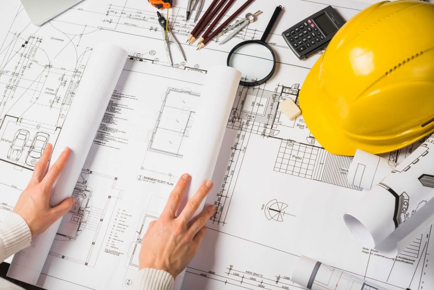 Tot ce trebuie să știi înainte de a angaja o echipă pentru diferite lucrări de construcții