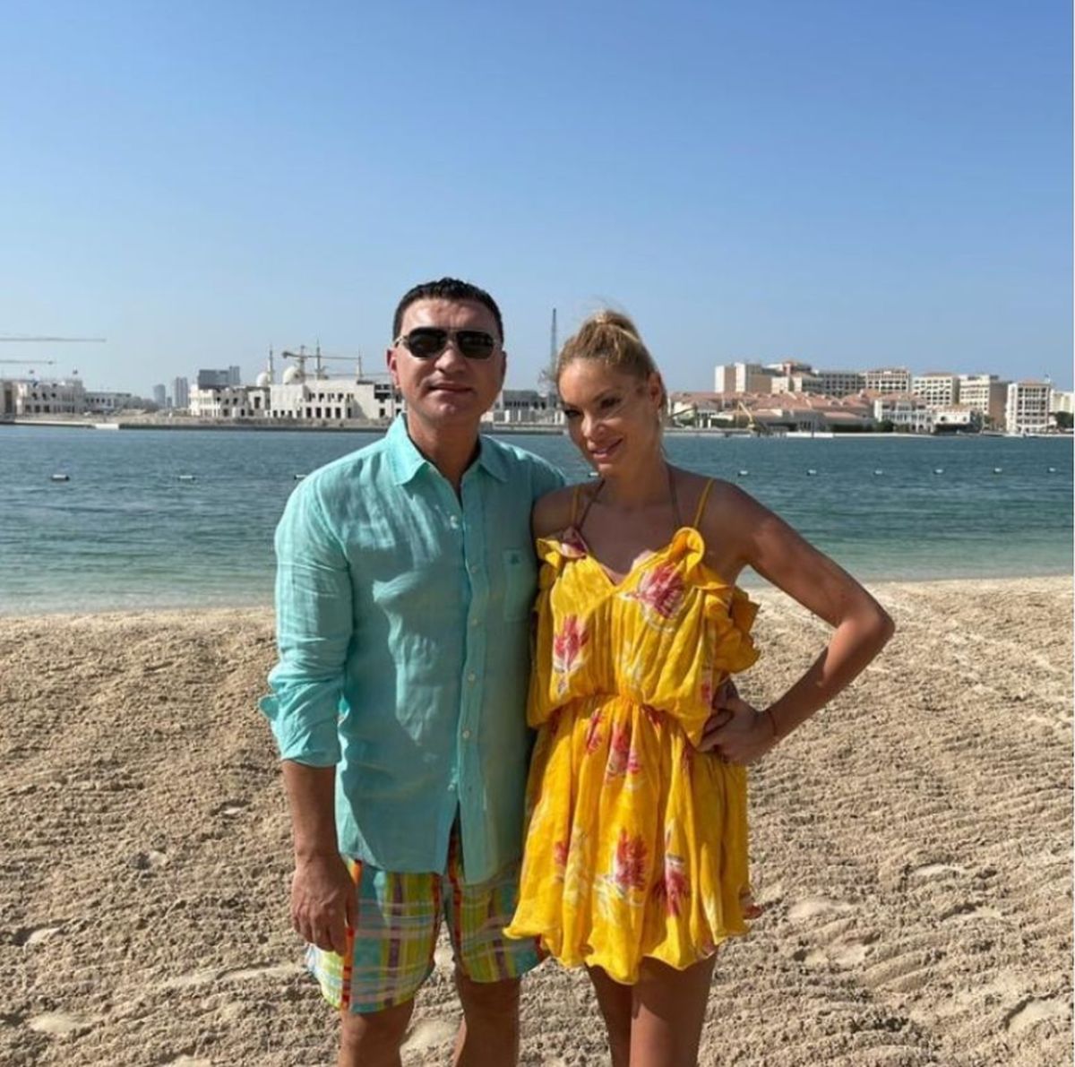 Valentina Pelinel a dat ultimele detalii despre starea sa de sănătate! Cum se simte soția lui Cristi Borcea după ce a suferit o operație la genunchi: „Sufrageria mea s-a transformat în sală de recuperare”