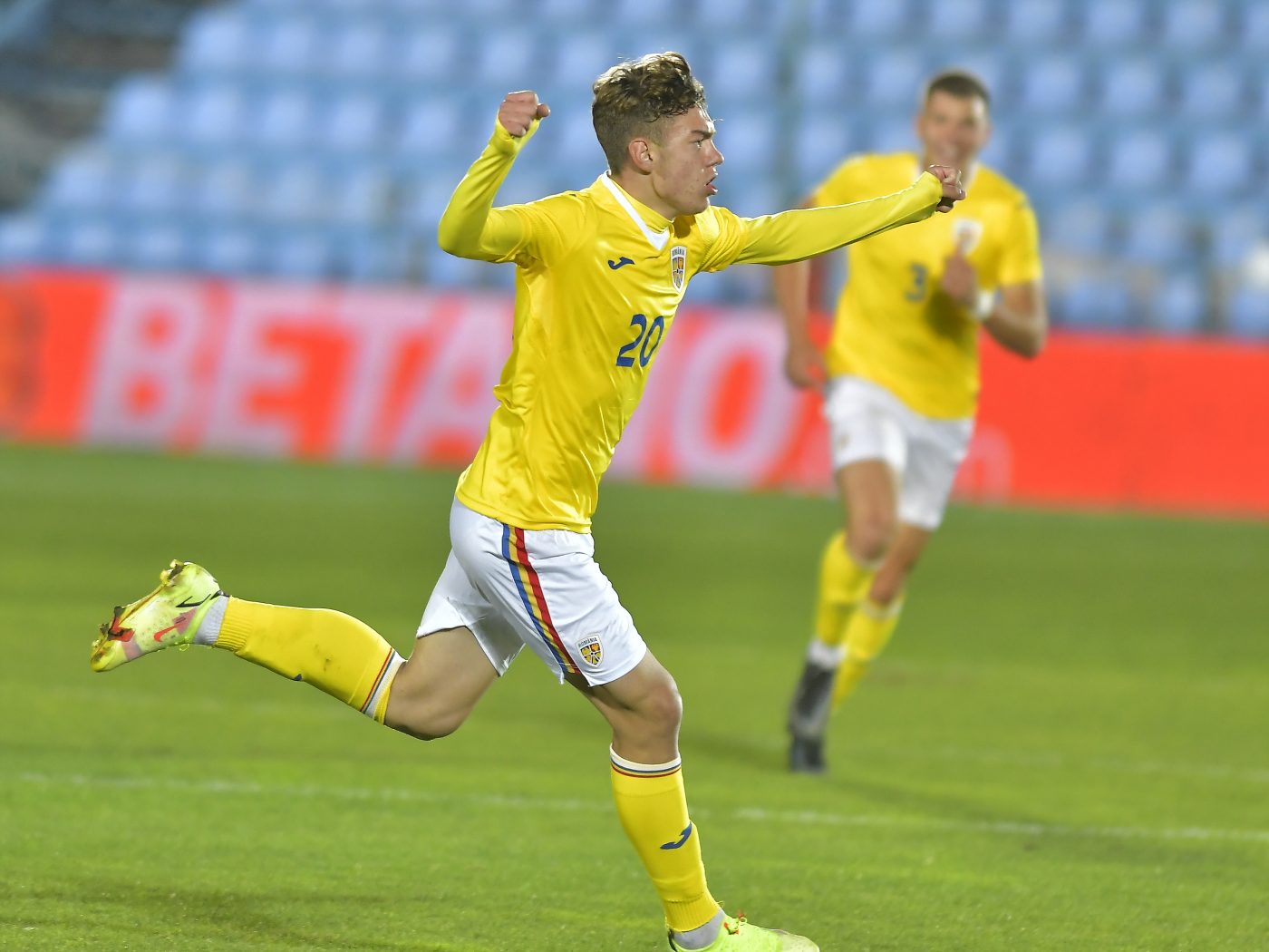 Italia U19 – România U19 0-0, Live Video Online de la 21:00, la Campionatul European din Slovacia! Radaslăvescu semnează prima ocazie a „tricolorilor”