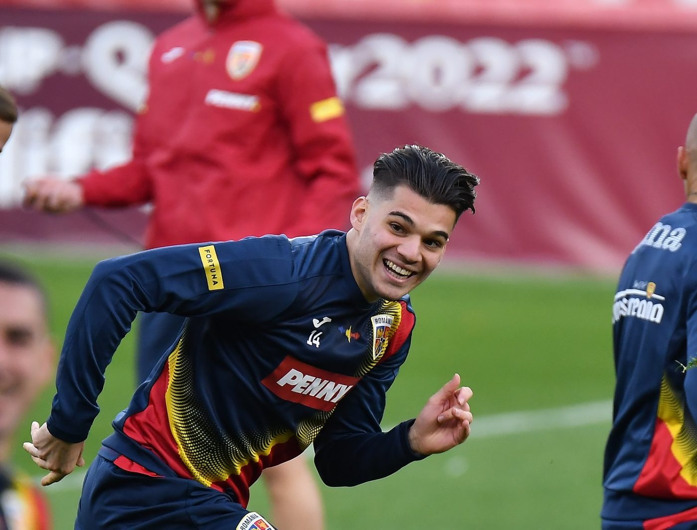 Ianis Hagi a făcut o comparație între Steven Gerrard și Gică Hagi: „Asta m-a surprins plăcut!”