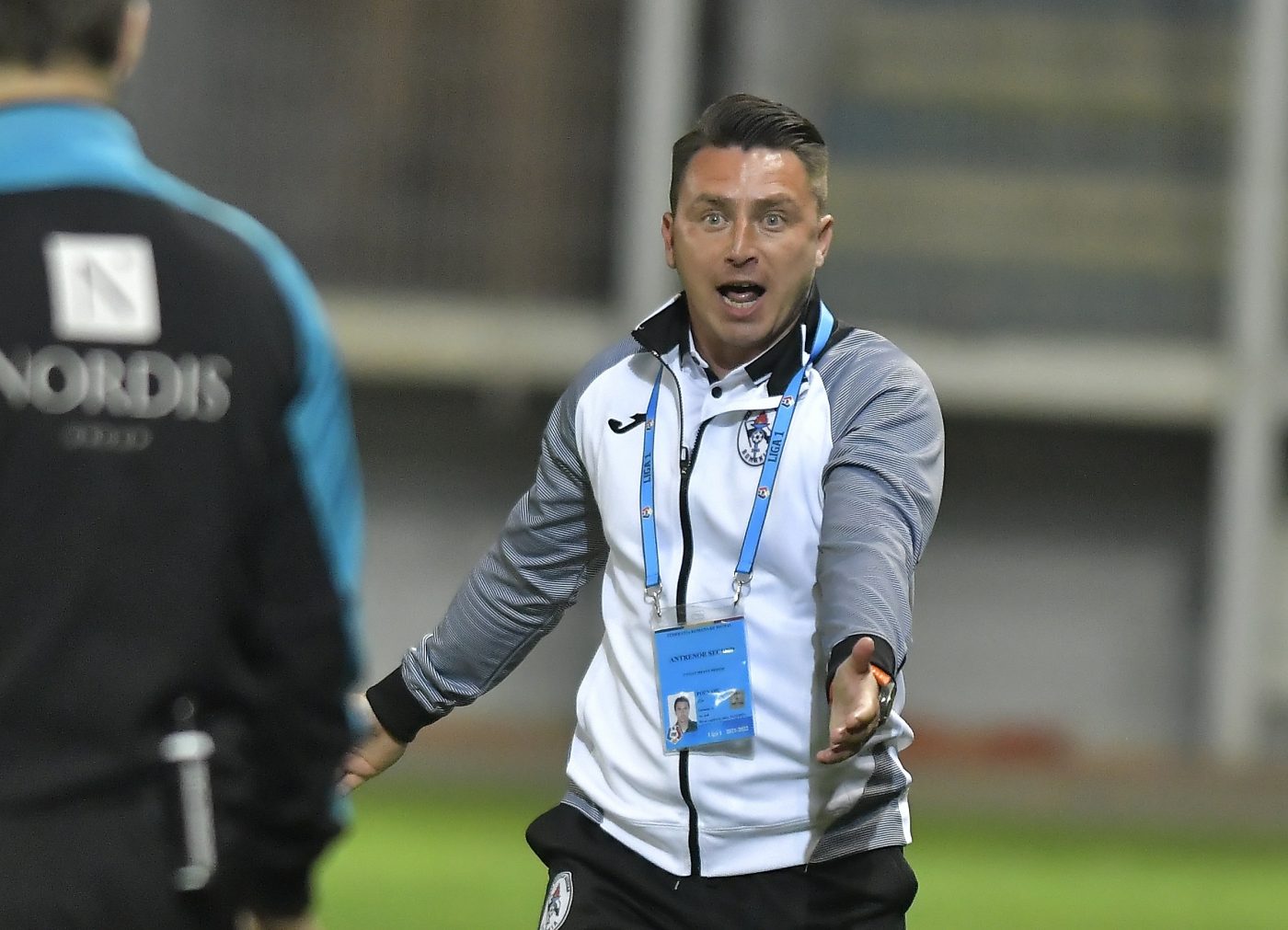 Ilie Poenaru pune tunurile pe CFR Cluj, după ce campioana l-a transferat pe Yuri în ziua meciului cu Gaz Metan: „Mi-a spus: «Mister, nu pot să joc. Mental sunt terminat»”