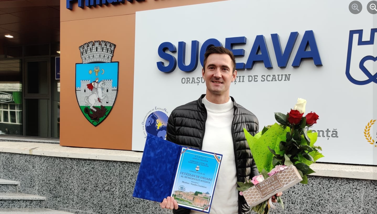 Vicecampionul olimpic la canotaj Marius Cozmiuc, declarat cetățean de onoare al municipiului Suceava, după ce a luat argint la JO de la Tokyo | FOTO