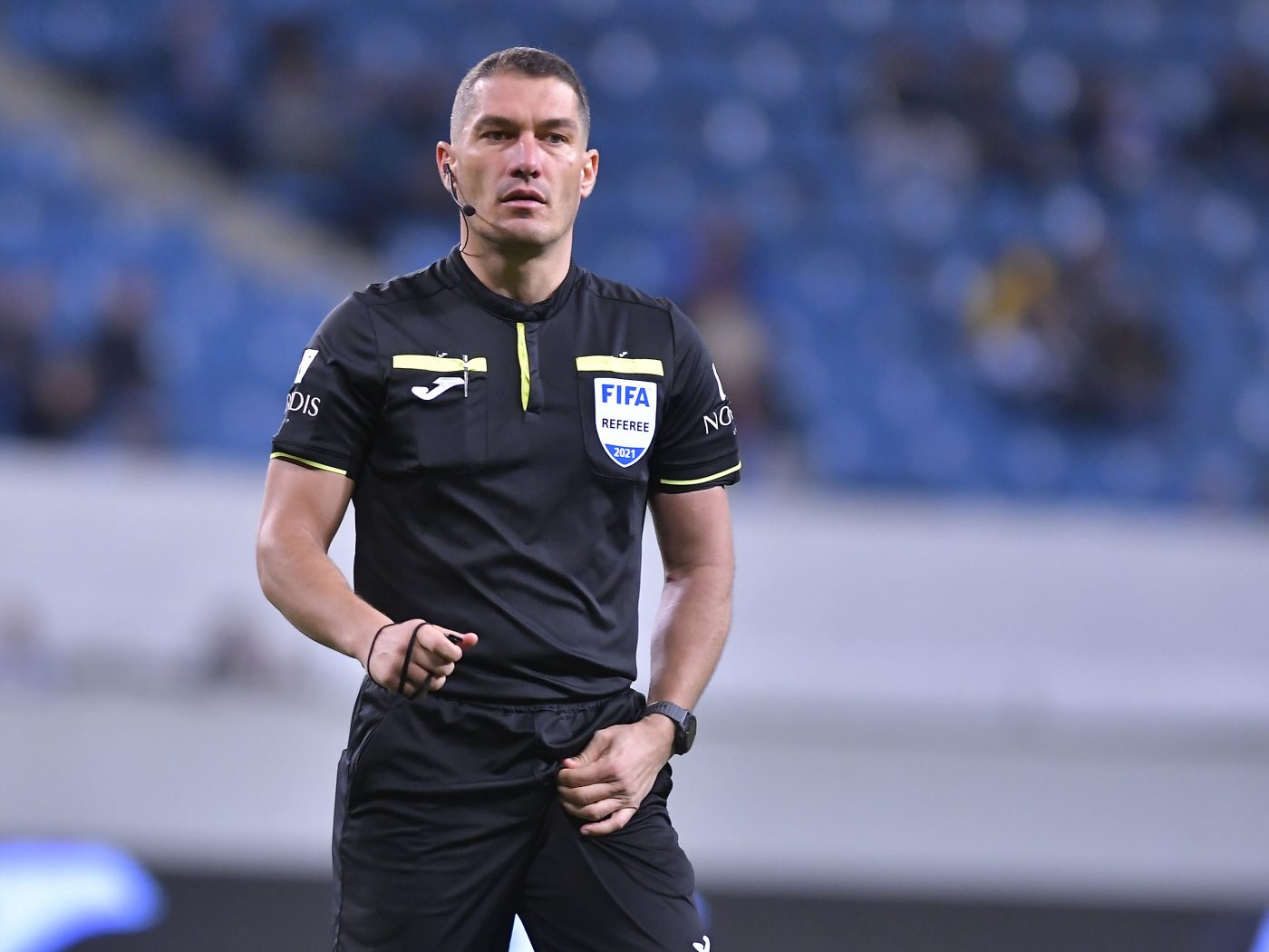 Probleme pentru Istvan Kovacs! Nu a văzut un penalty în Liga Campionilor, la Sevilla – Lille, și a declanșat furia francezilor! | FOTO