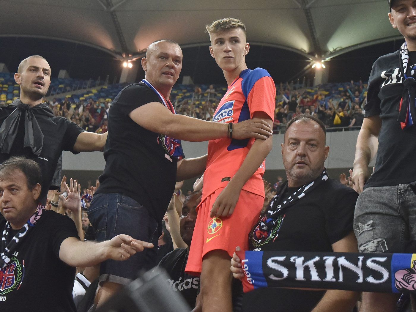 Suporterii lui FCSB le bat la ușă celor de la CSA Steaua: „Procesul e câștigat de opt luni! O să le trimitem o somație” | VIDEO EXCLUSIV ProSport Live