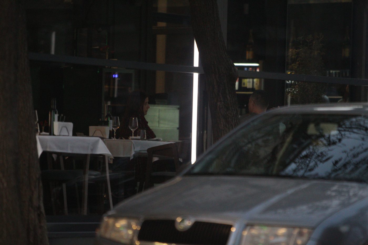 „Cobra” Adrian Ilie, surprins alături de soție într-un local de fițe din Capitală | EXCLUSIV VIDEO+FOTO