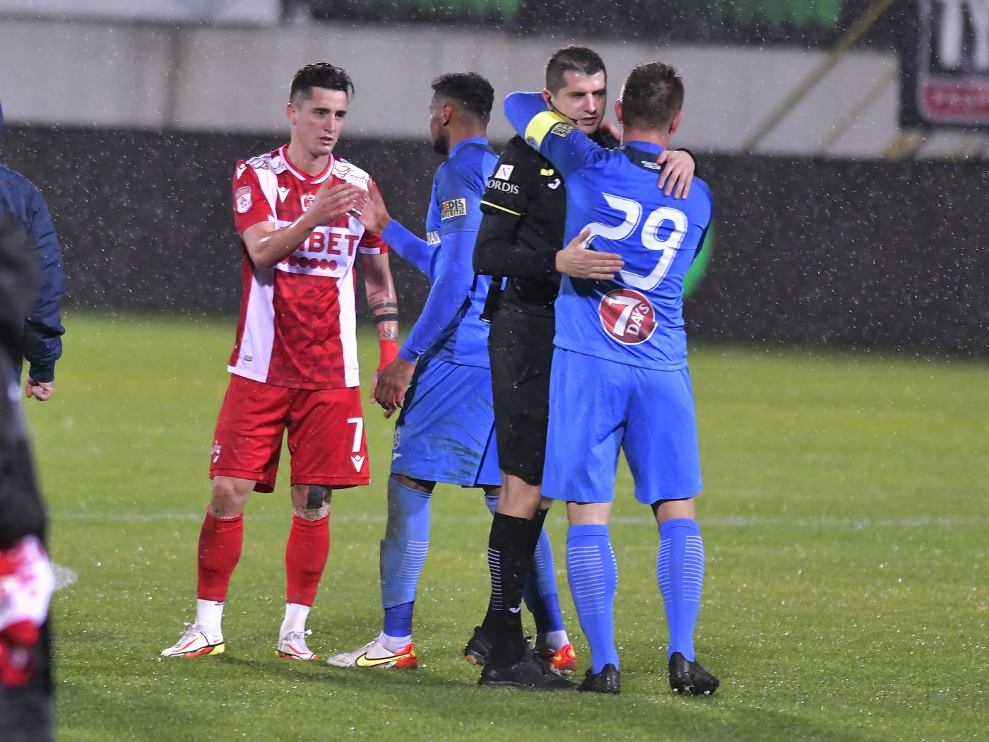 Steliano Filip rupe tăcerea, după ce a fost exclus din lot de Mircea Rednic: „Nu înțeleg această decizie! Eu vreau să ajut Dinamo!” | EXCLUSIV