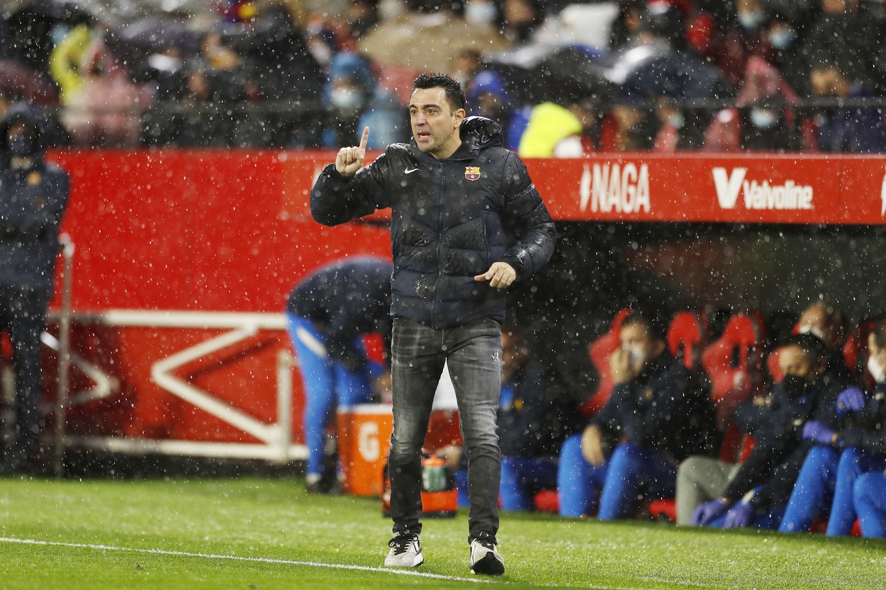 Dezastru la Barcelona! Echipa lui Xavi, lovită crunt de COVID-19. Câți jucători mai are la antrenamente