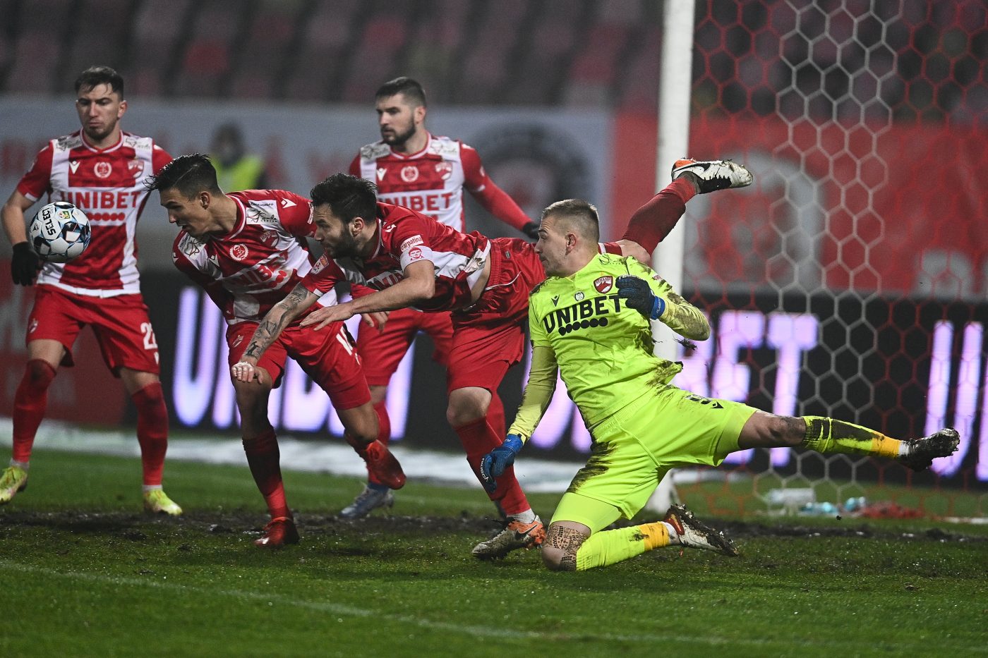 Decizia care a schimbat atmosfera din vestiarul lui Dinamo. „Vreau să-l felicit pe cel care a insistat pentru el!” | VIDEO EXCLUSIV ProSport LIVE