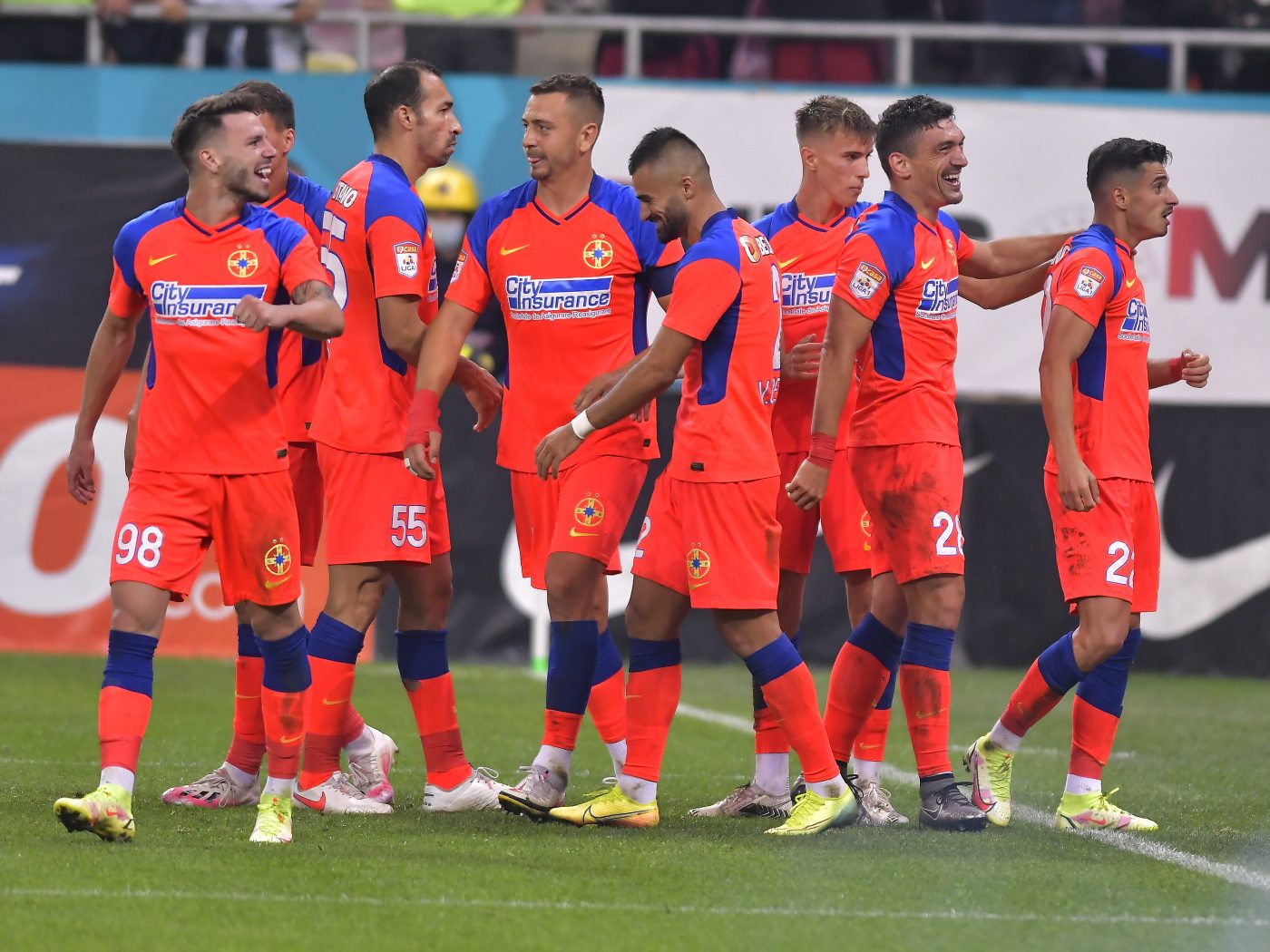 L-a convins pe Gigi Becali și patronul a luat decizia: fotbalistul a semnat cu FCSB până în iarna lui 2022! Ce salariu va avea jucătorul adus de la Botoșani | EXCLUSIV