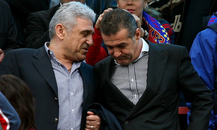 Giovanni Becali a dat lovitura anului și Gigi Becali confirmă afacerea! Fotbalistul de la FCSB pe care se bat Liverpool și Arsenal Londra a semnat cu celebrul impresar!