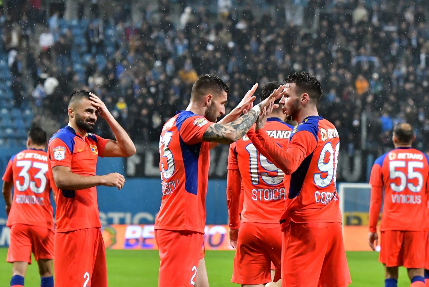 Fără suporteri la partida FCSB – UTA Arad! Oficialii LPF, luați prin surprindere: „Nu știu de ce au luat această măsură!”