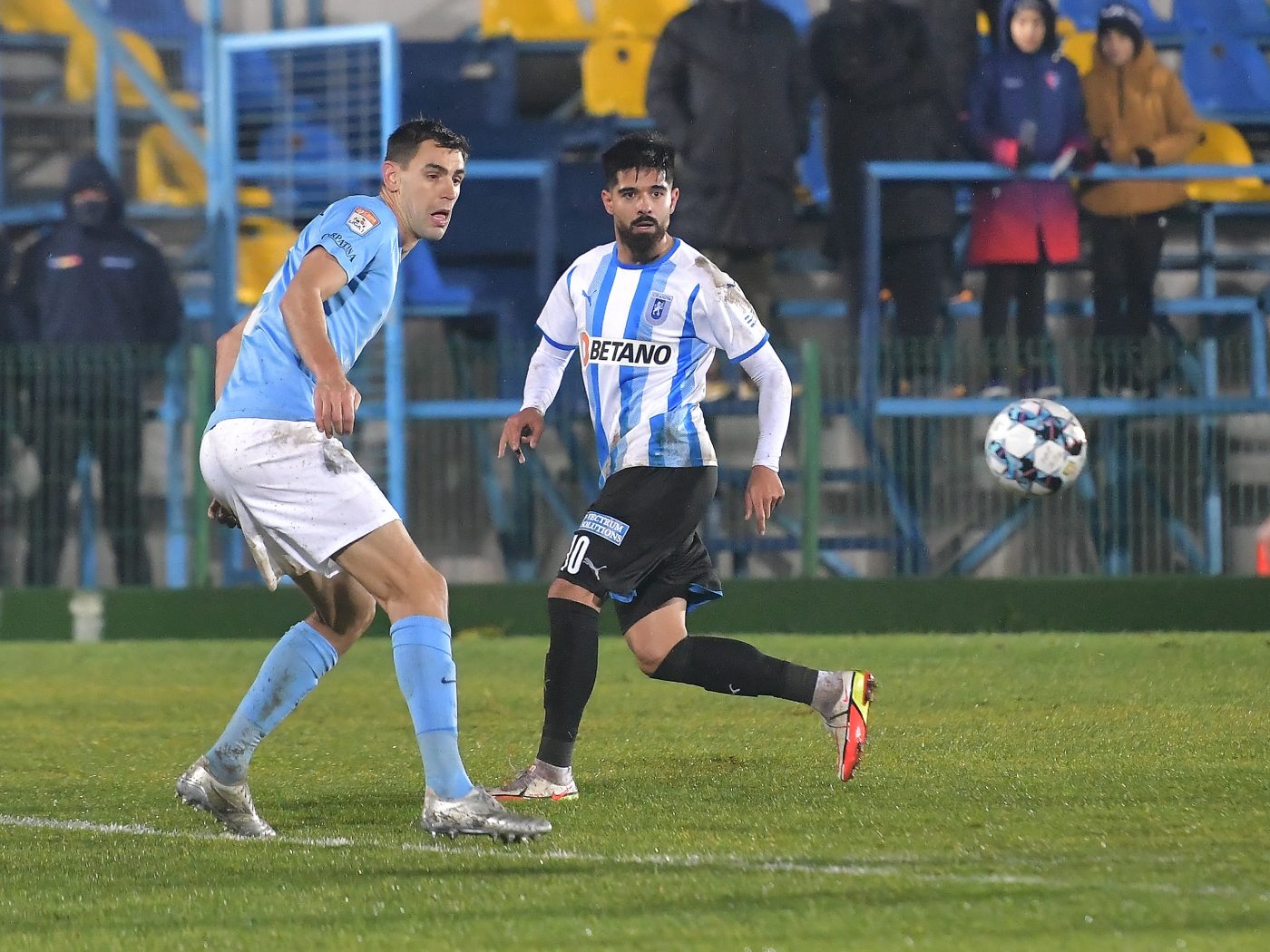 Ionuț Vînă strigă adunarea după remiza cu FC Voluntari. „Trebuie să strângem rândurile și să câștigăm!” Ce spune despre șansele oltenilor la titlu. „De ce să nu credem?”