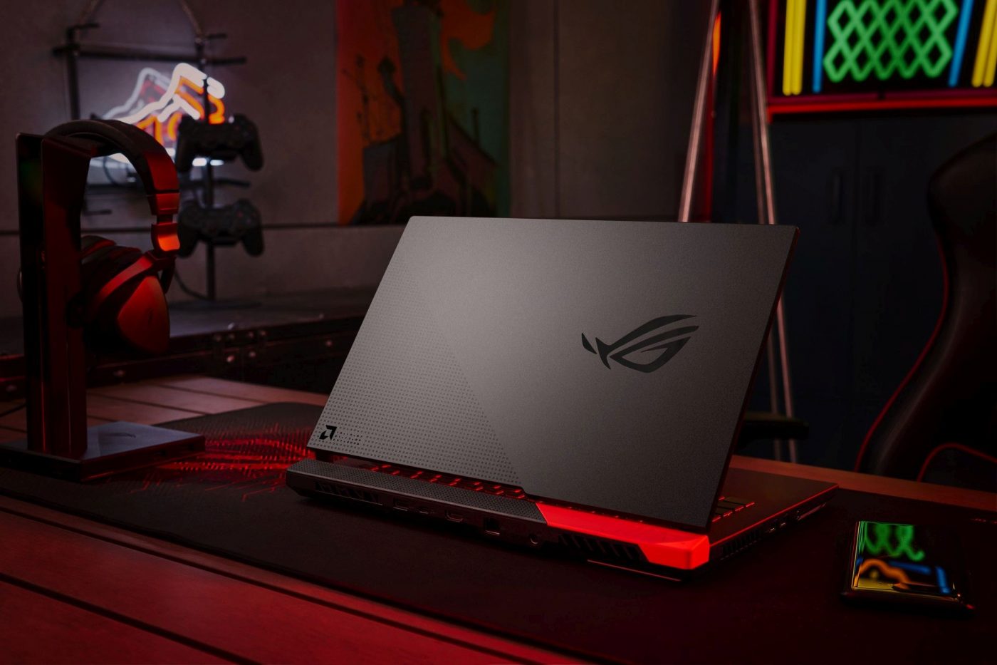 ASUS ROG Strix: laptopuri pentru amatorii de eSports