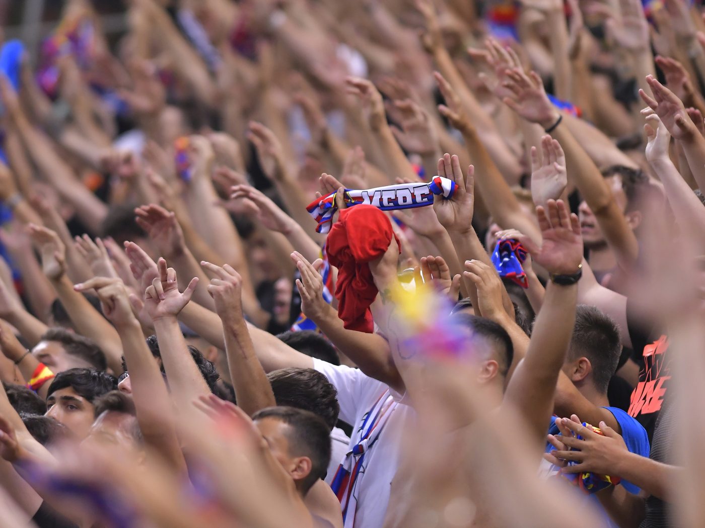 Veste bună pentru suporterii formațiilor din Liga 1, începând cu etapa viitoare! „Meciurile vor fi programate cel mai târziu la ora 20:30”