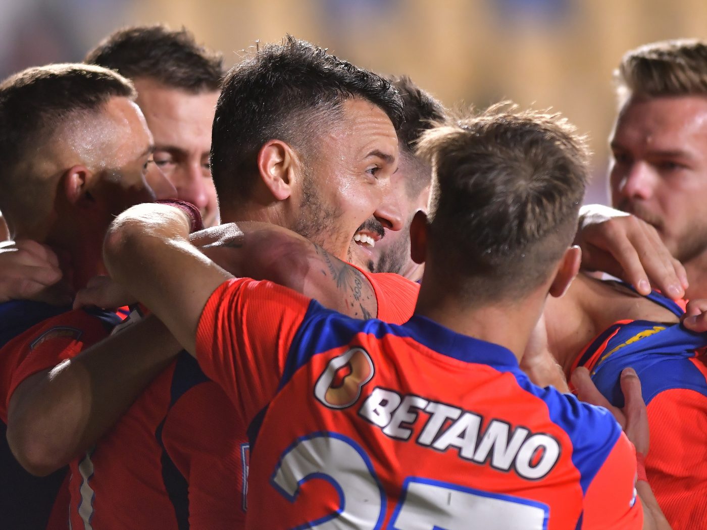 Constantin Budescu și Claudiu Keșeru, indispensabili pentru FCSB: „Ce fraieri sunt!”. Patronul Gigi Becali, luat în colimator: „Nu e așa de generos!”