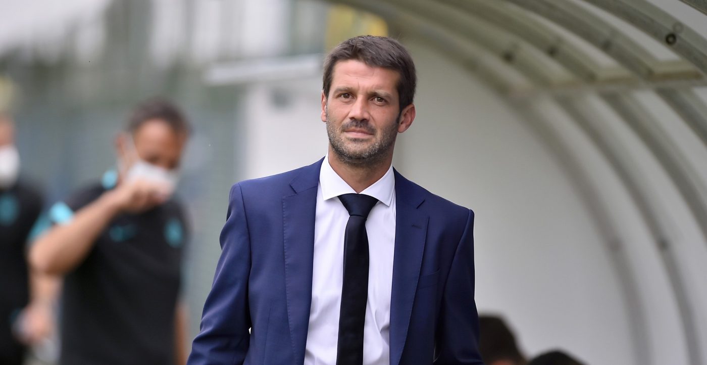 Lista „galactică” a antrenorilor doriți la Rapid de Victor Angelescu: Gică Hagi și Cristi Chivu, numele „bombă” pe care giuleștenii le urmăresc!