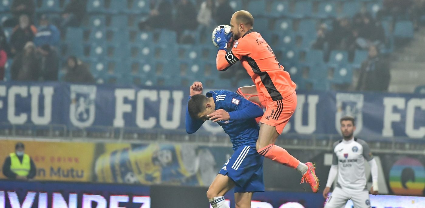 Jucătorii de la FC U Craiova, cu capul plecat după ce suporterii au înjurat pe tot parcursul meciului cu Academica Clinceni: „Ce era să facă, să ne aplaude?”