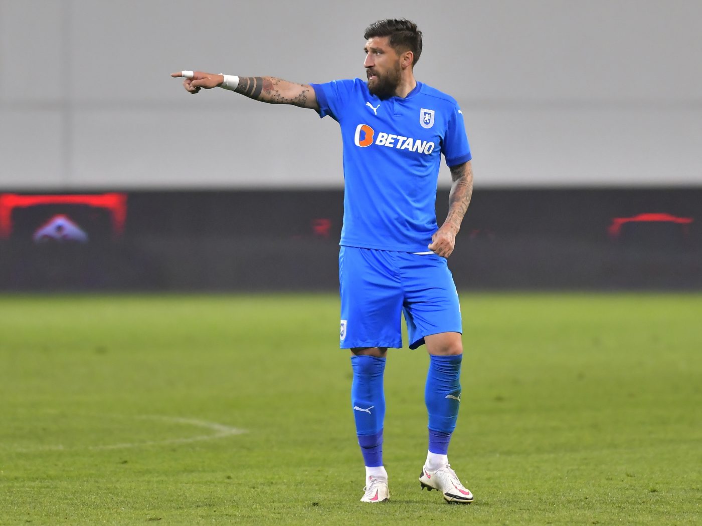 Jucătorii Universității Craiova, cu fruntea în pământ după egalul cu FC Voluntari: „Suntem foarte, foarte dezamăgiți! Toți! Nu e posibil să luăm așa gol”