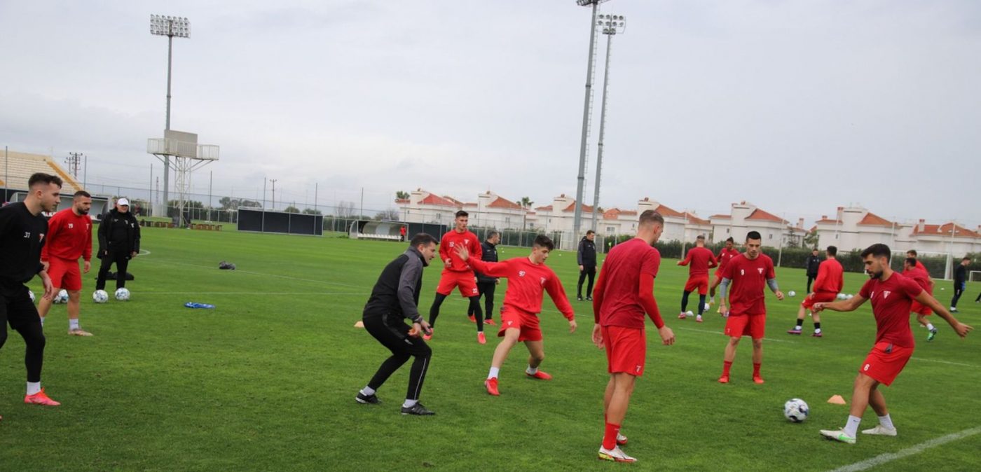 Belgienii de la Charleroi sunt primii adversari ai celor de la UTA în Antalya!