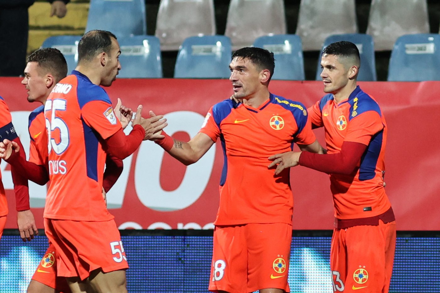 Claudiu Keșeru, aproape de un club puternic din Europa! Atacantul o poate părăsi pe FCSB în această iarnă