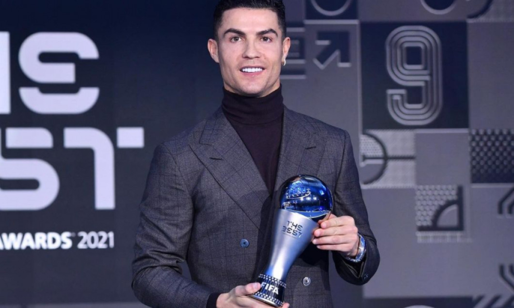 Dezvăluirile lui Cristiano Ronaldo după trofeul primit la Gala FIFA 2021: „Motivația este încă acolo!” Cât vrea să mai joace fotbal
