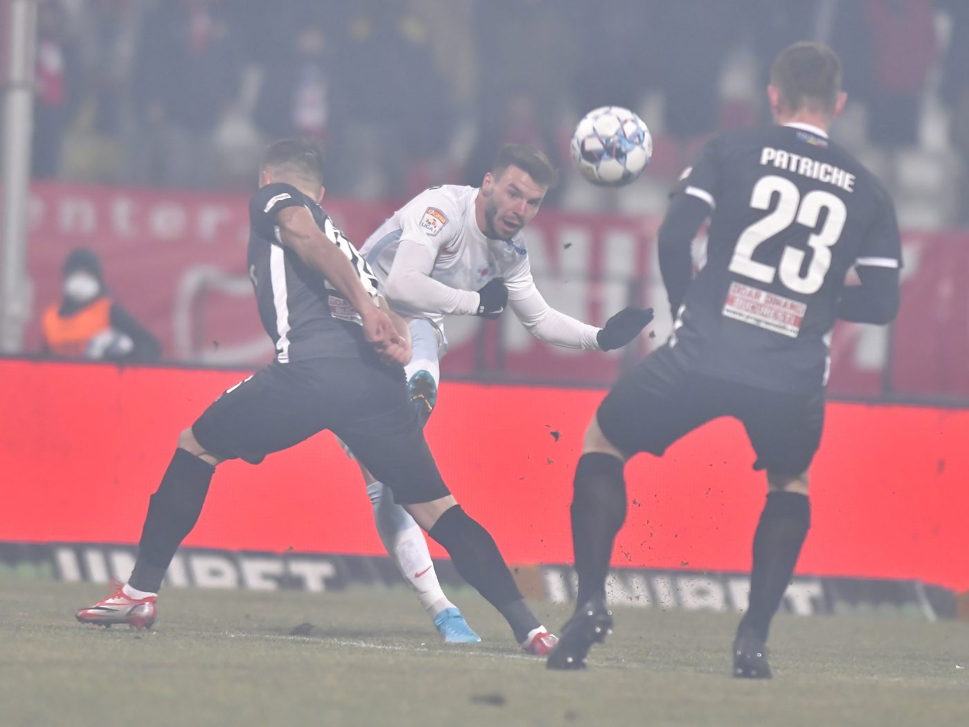 Dinamo – FCSB 0-1, Live Video Online în etapa 23 din Liga 1. Alexandru Răuță, eliminat!