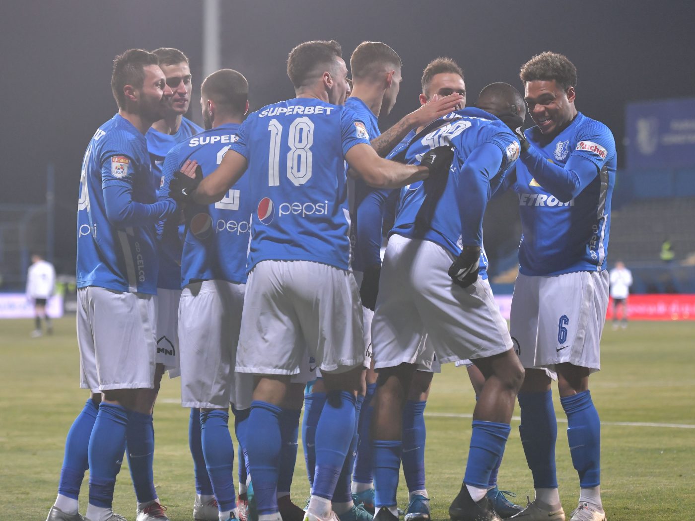 Liga 1: „Rechinii” nu iau în calcul decât victoria » La CS Mioveni – Farul atacăm profitul și la cota 2.45 »»