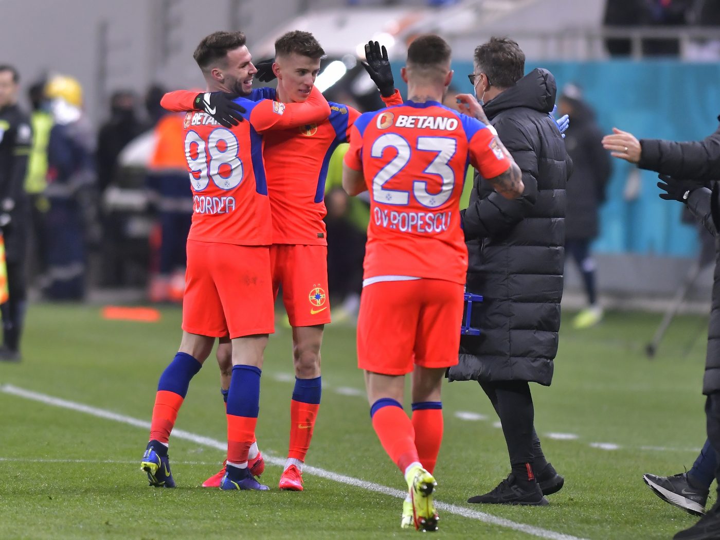 Ilie Dumitrescu îi dă satisfacție lui Gigi Becali! Ce jucător l-a impresionat în FCSB – CFR Cluj: „A fost la cel mai înalt nivel!”