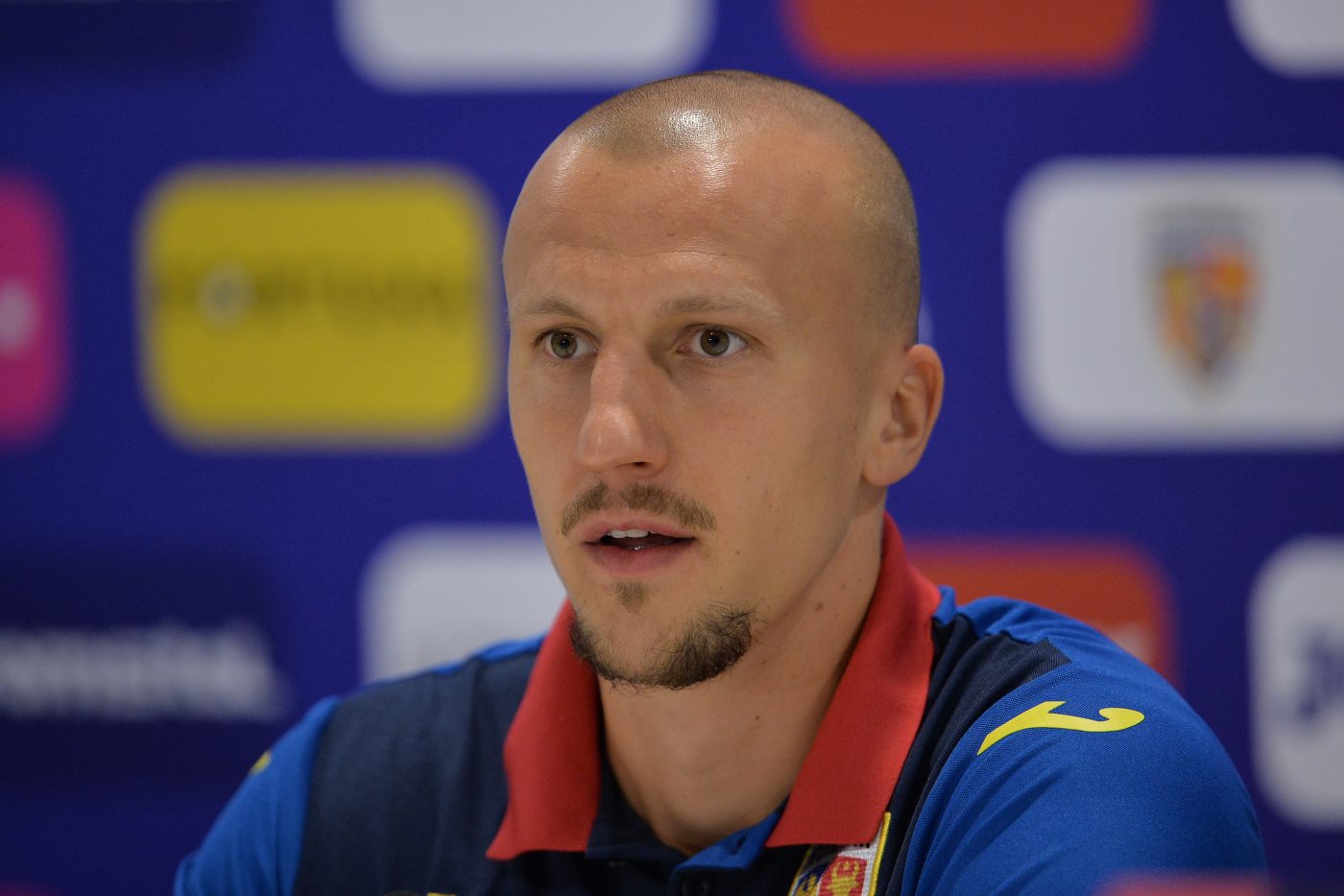 Încă o concluzie tranșantă după gafele lui Vlad Chiricheș din Muntenegru – România! Adevărata problemă a căpitanului:„Am spus-o de când juca la Steaua!”