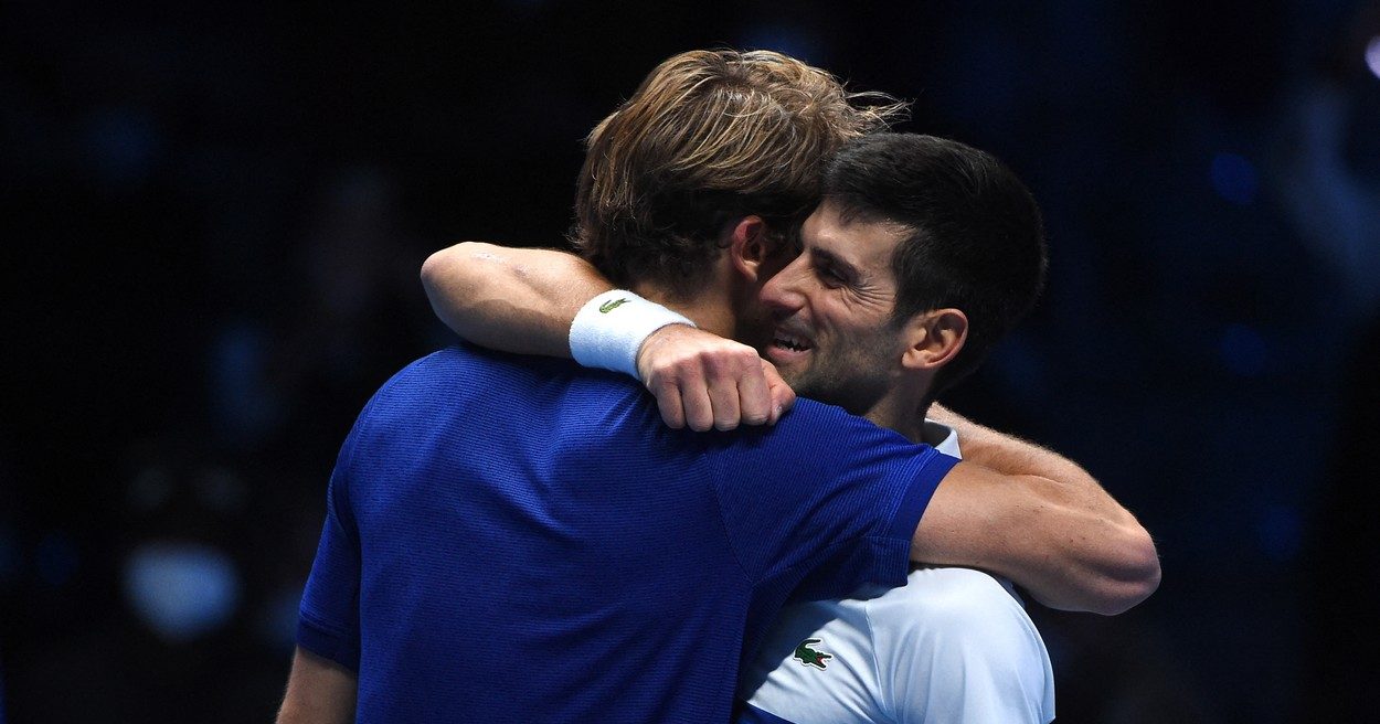 Iese la iveală adevăratul motiv pentru care a fost expulzat Novak Djokovic din Australia! Zverev și Rublev au dat cărțile pe față: „Mulți jucători au Covid, dar nu ne testează nimeni!”