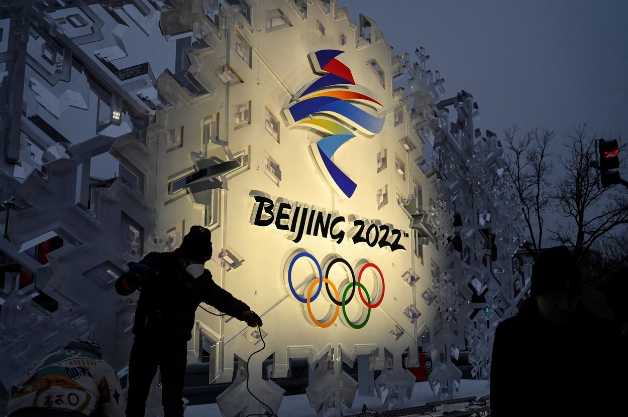 Șoc pentru delegația României de sărituri cu schiurile: toți antrenorii au COVID și ratează Jocurile Olimpice! Măsură disperată a federației: secretarul general și un tehnician sloven merg la Beijing | EXCLUSIV
