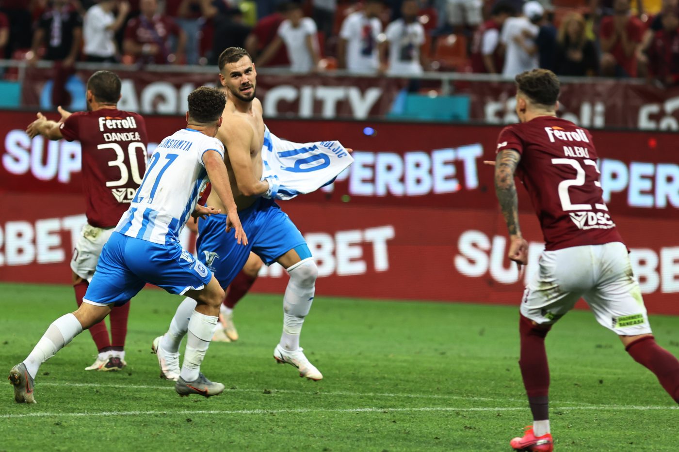 Universitatea Craiova – Rapid 1-0, Live Video Online în etapa 22 din Liga 1. Crețu, ratare uriașă din 20 de metri