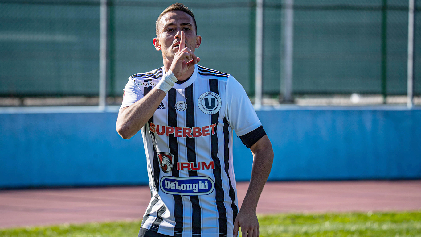 A reziliat cu ”U” Cluj, dar rămâne în cursa pentru promovare. Echipa din Liga 2 cu care a semnat Andrei Blejdea