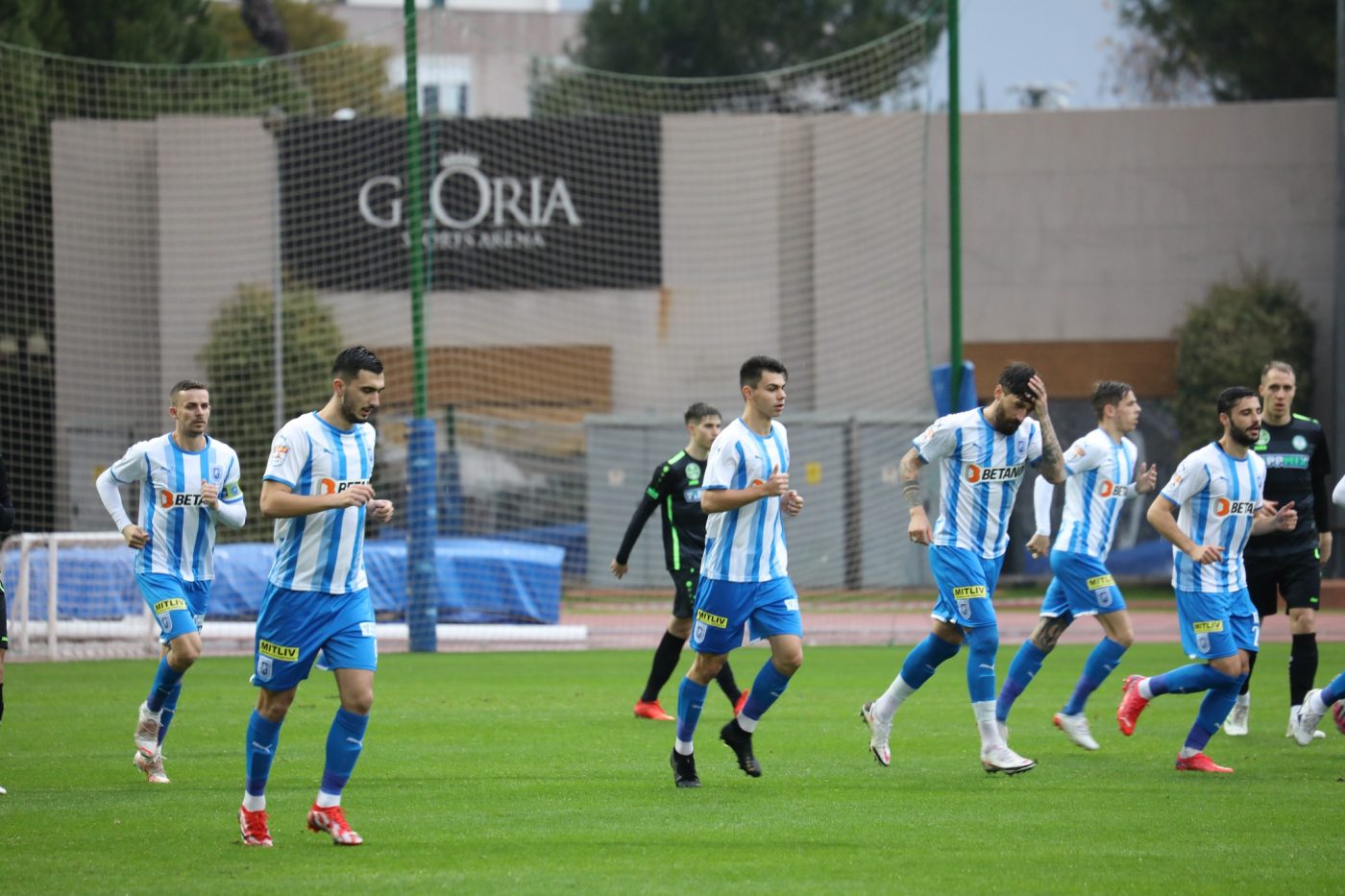 Spectacol în primul amical al Universităţii Craiova în Antalya. Oltenii au învins cea mai ofensivă echipă din Ungaria, iar Houri s-a accidentat din nou
