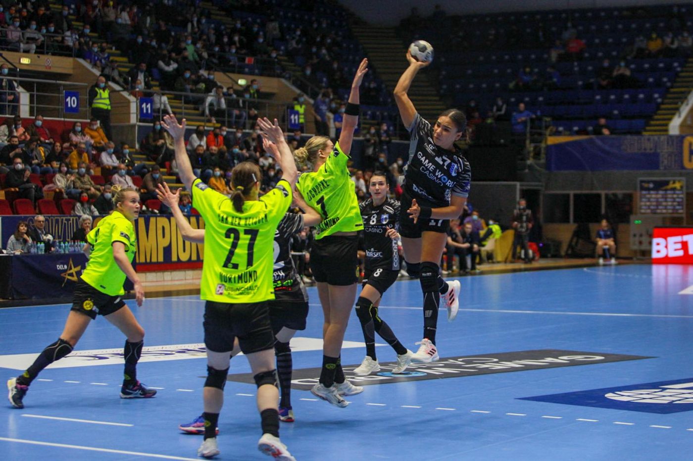 Avem șapte echipe calificate în sferturile de finală ale Cupei României la handbal feminin! Una dintre ele este divizionară secundă