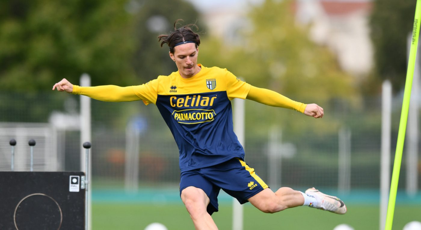 Dennis Man, tot mai aproape de transferul la Sampdoria. Răsturnare spectaculoasă a negocierilor: planul genial al antrenorului Roberto D’Aversa îi scoate pe turci din afacere